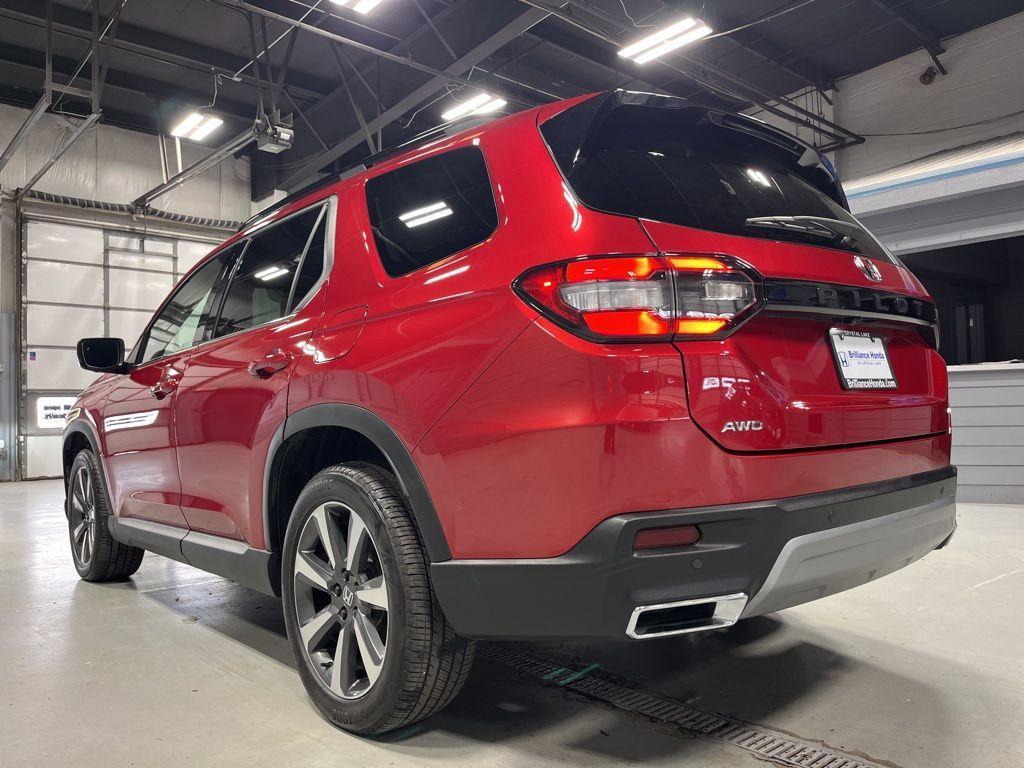 used 2024 Honda Pilot car, priced at $46,999