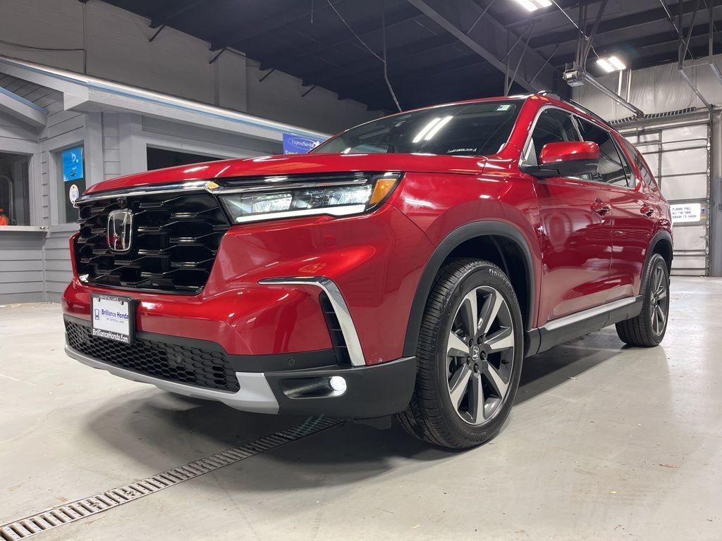 used 2024 Honda Pilot car, priced at $46,999