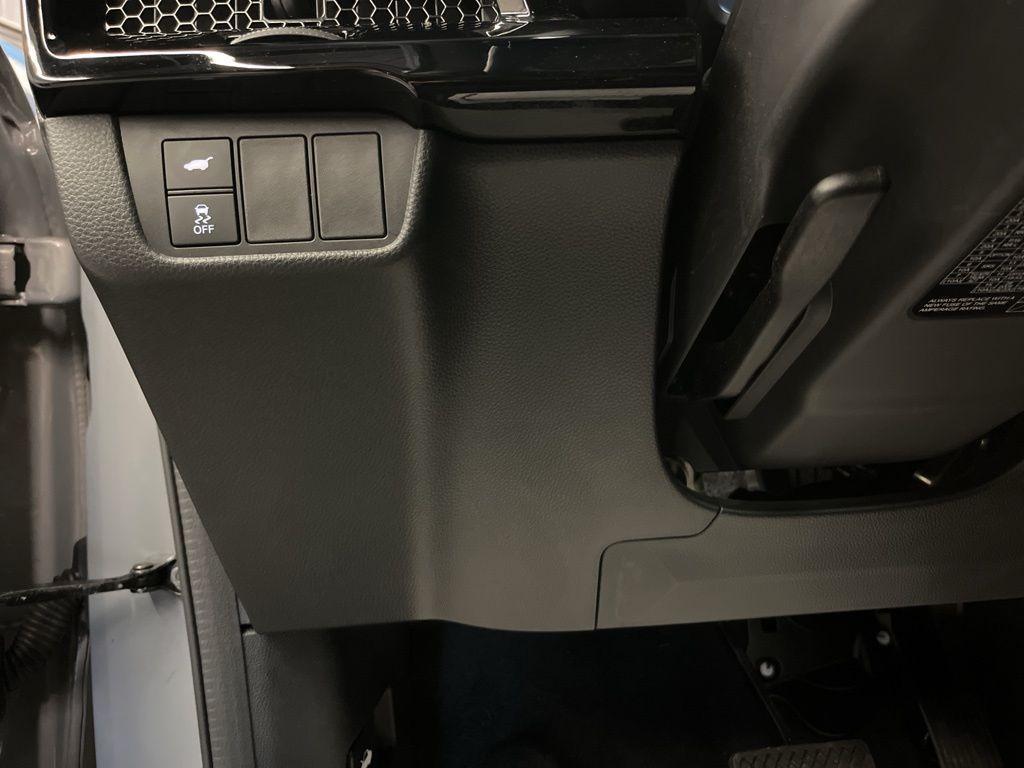 used 2023 Honda CR-V car, priced at $31,999