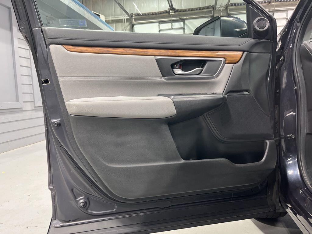 used 2017 Honda CR-V car, priced at $17,999