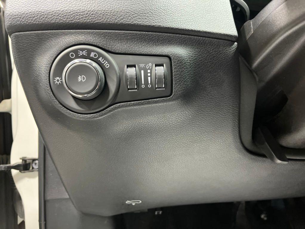 used 2019 Jeep Compass car, priced at $14,311
