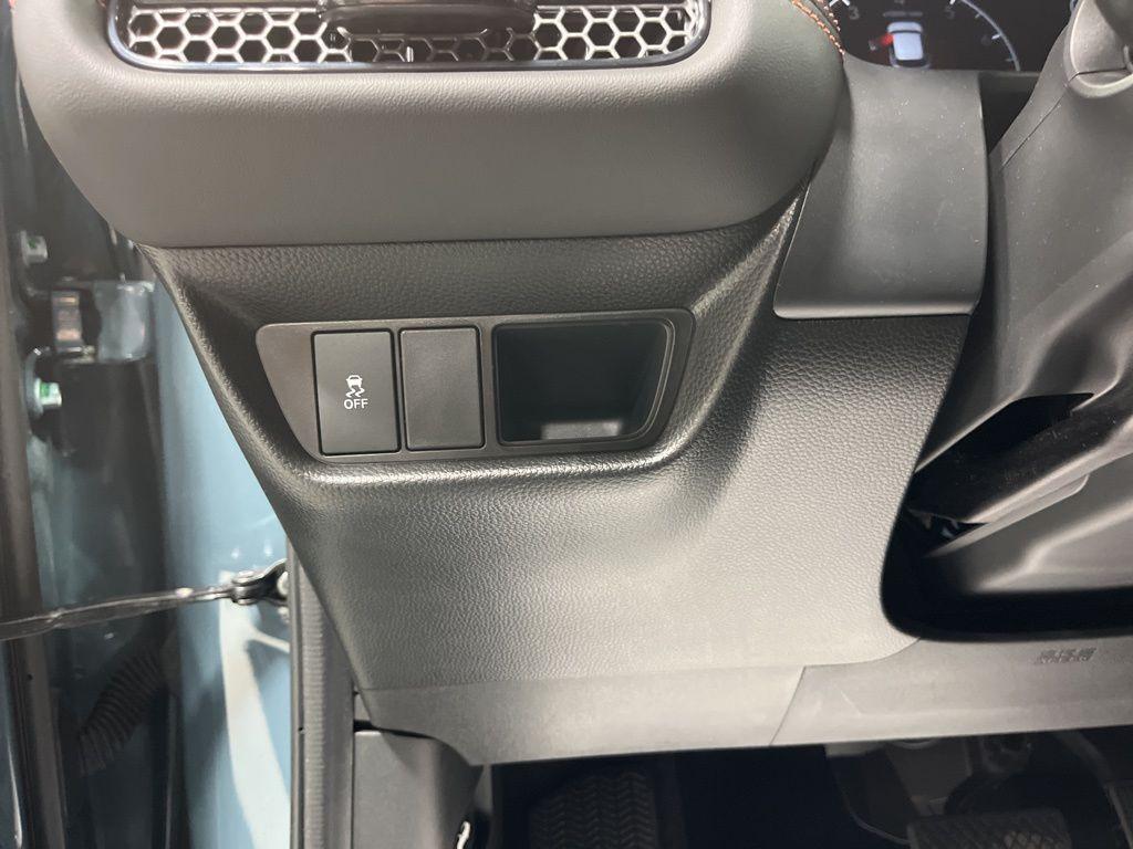 used 2026 Honda HR-V car, priced at $27,999