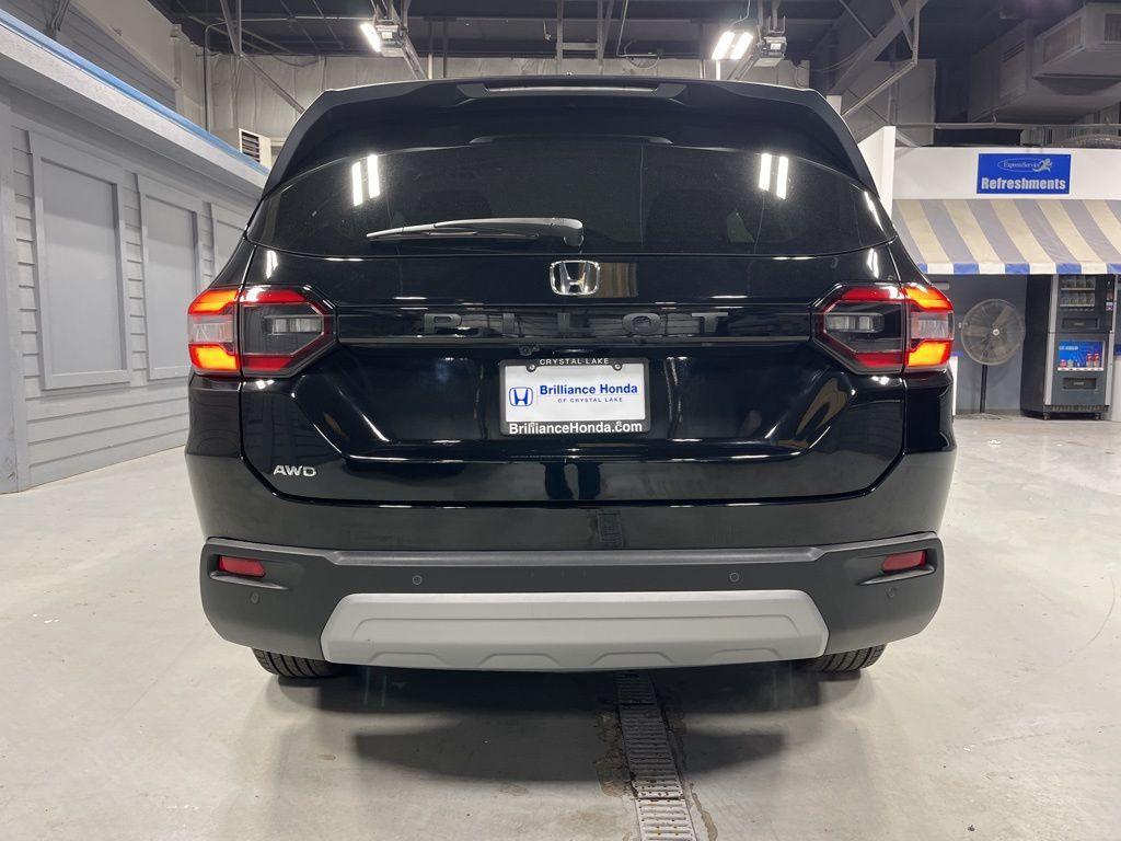 used 2025 Honda Pilot car, priced at $42,999