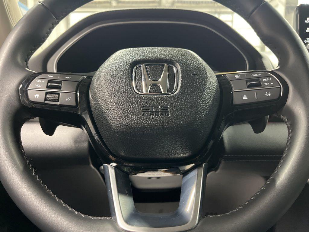 used 2025 Honda Pilot car, priced at $42,999