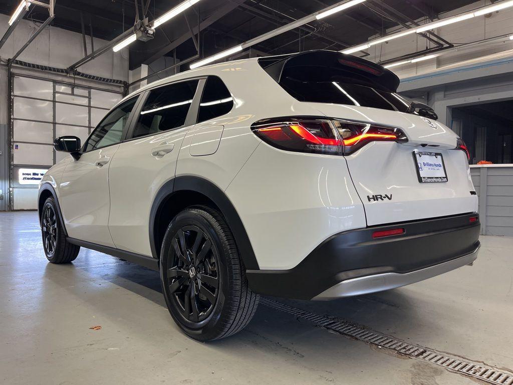 used 2026 Honda HR-V car, priced at $27,999