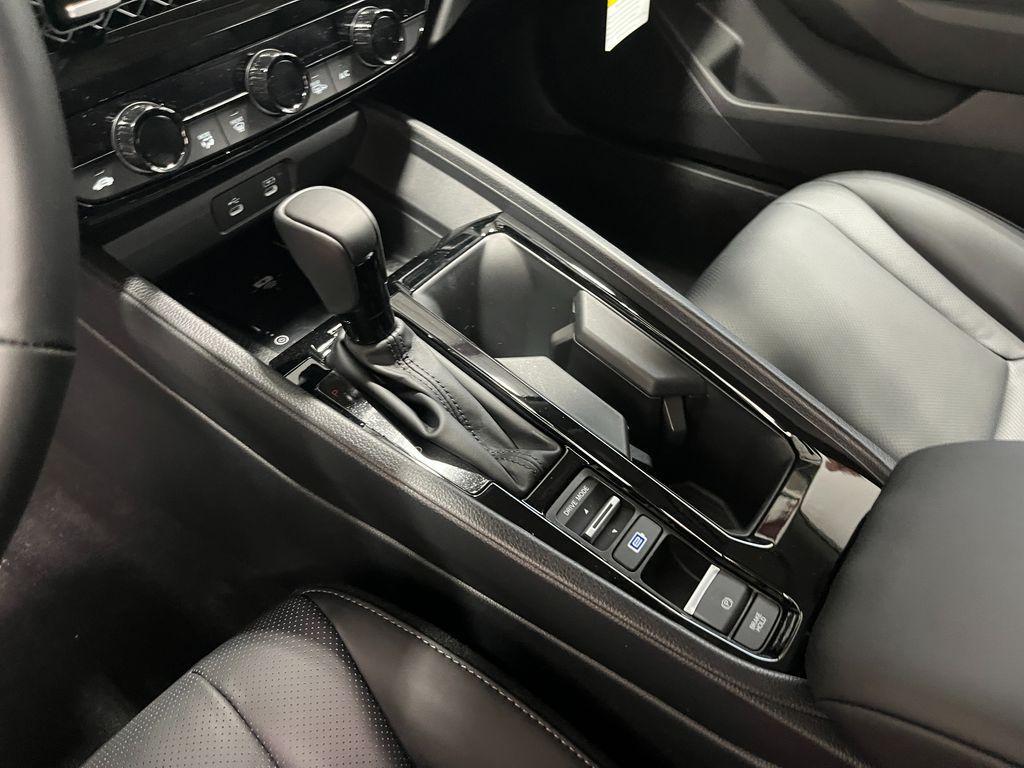 new 2026 Honda Accord Hybrid car, priced at $36,290