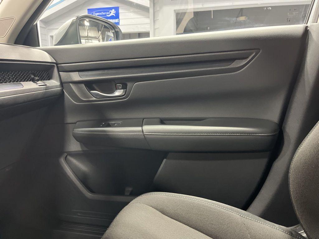 used 2023 Honda CR-V car, priced at $30,999