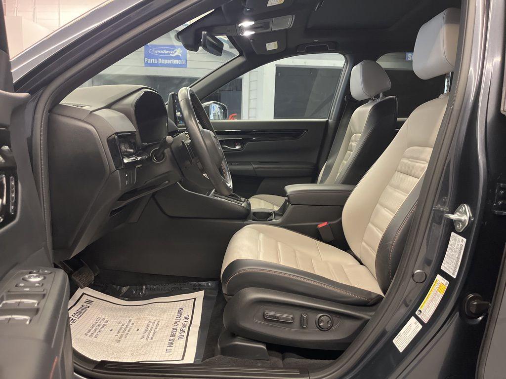used 2023 Honda CR-V Hybrid car, priced at $32,999