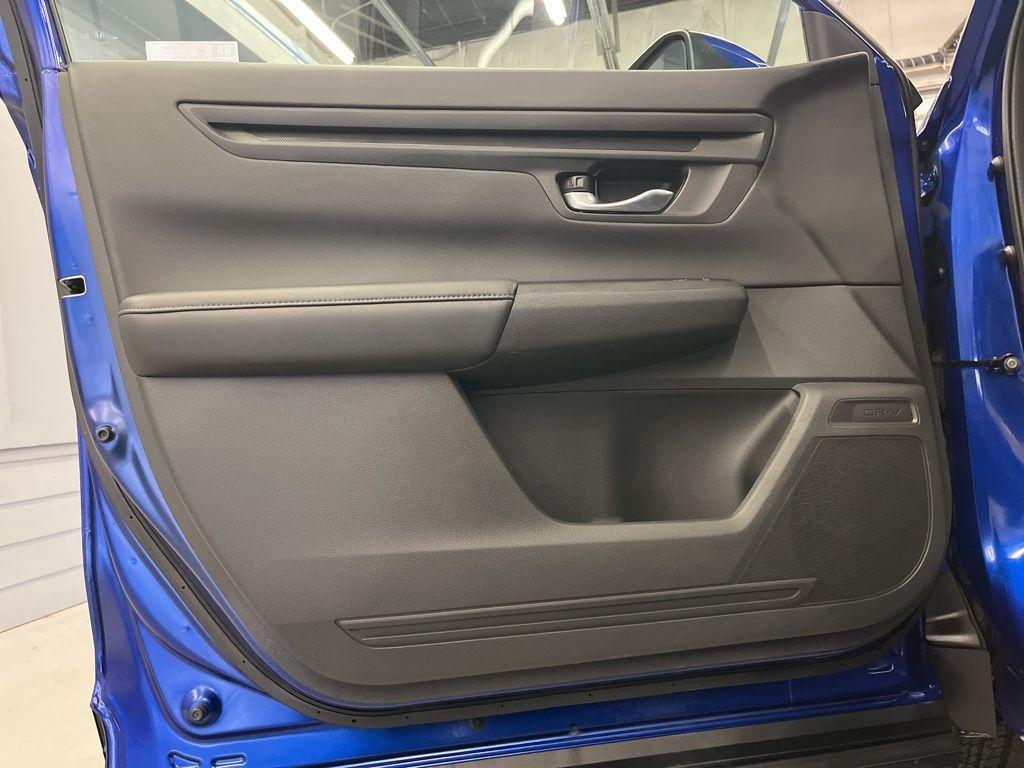 used 2023 Honda CR-V car, priced at $28,999