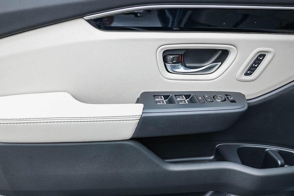 new 2026 Honda Pilot car, priced at $48,090