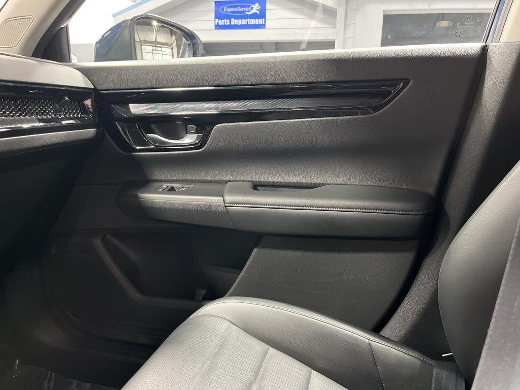 used 2023 Honda CR-V car, priced at $28,999