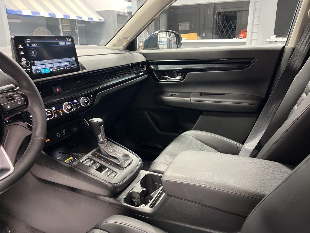 used 2023 Honda CR-V car, priced at $28,999