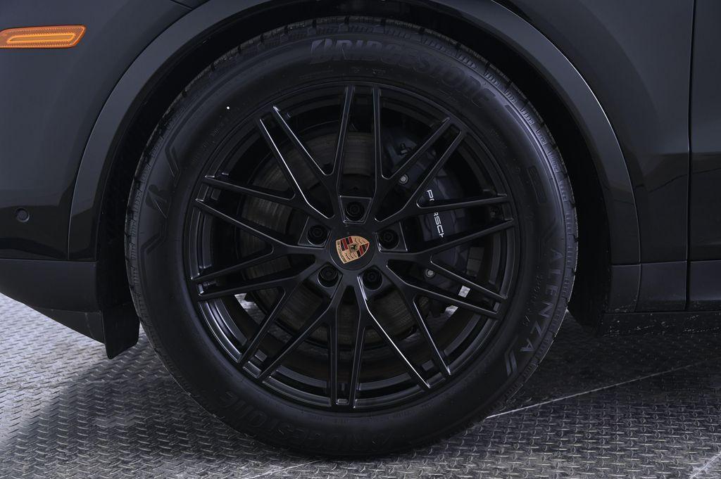 new 2026 Porsche Cayenne car, priced at $116,740
