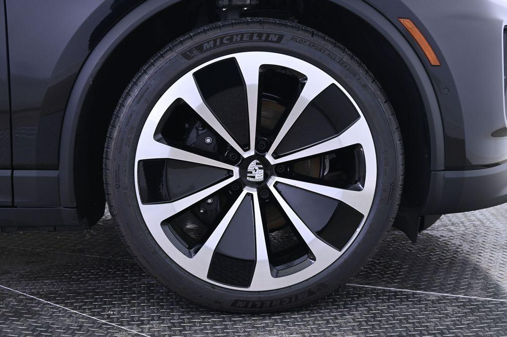 new 2025 Porsche Macan car, priced at $103,295