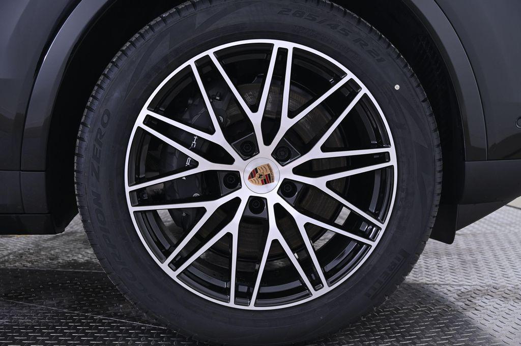 new 2026 Porsche Cayenne car, priced at $105,420