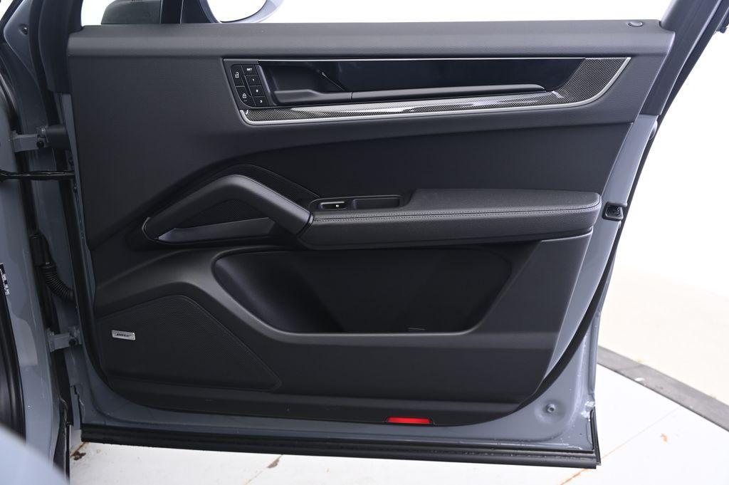new 2025 Porsche Cayenne car, priced at $132,135