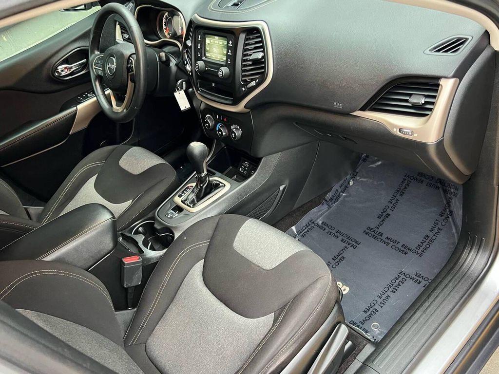 used 2018 Jeep Cherokee car, priced at $12,995