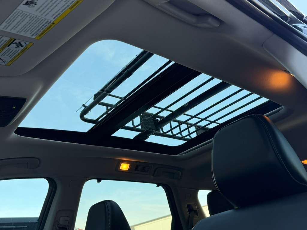 used 2022 Nissan Pathfinder car, priced at $28,950