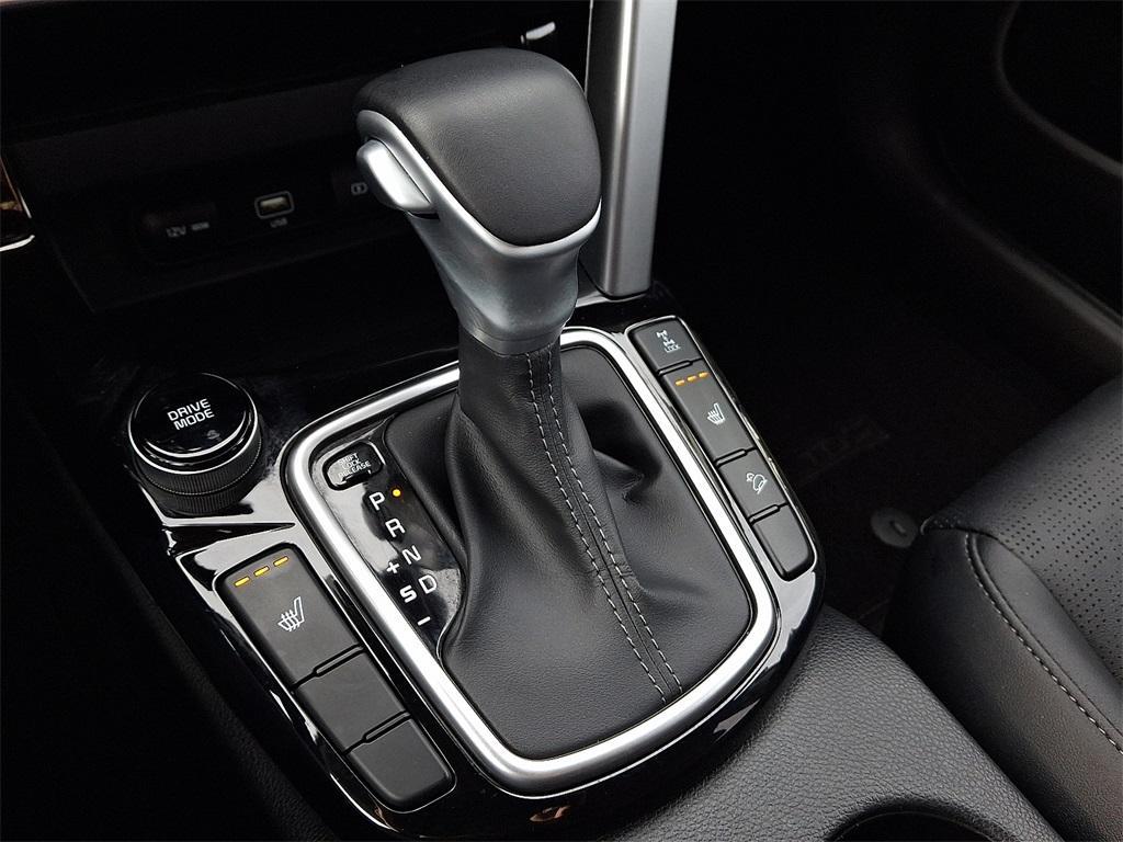 used 2023 Kia Seltos car, priced at $23,801