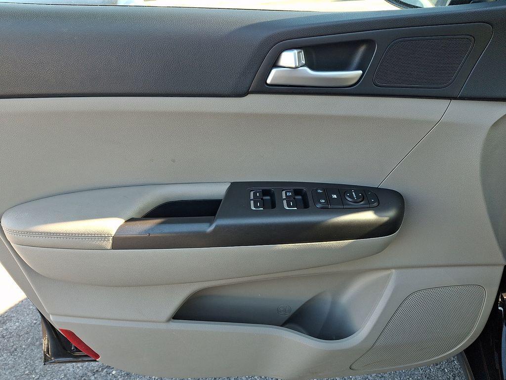 used 2020 Kia Sportage car, priced at $16,301