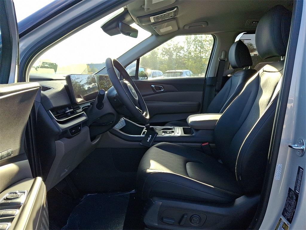 new 2026 Kia Carnival car, priced at $43,495