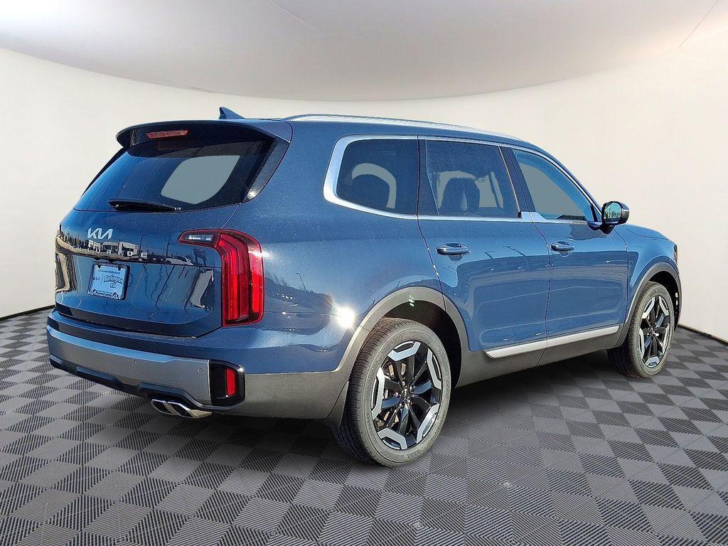 new 2025 Kia Telluride car, priced at $40,804