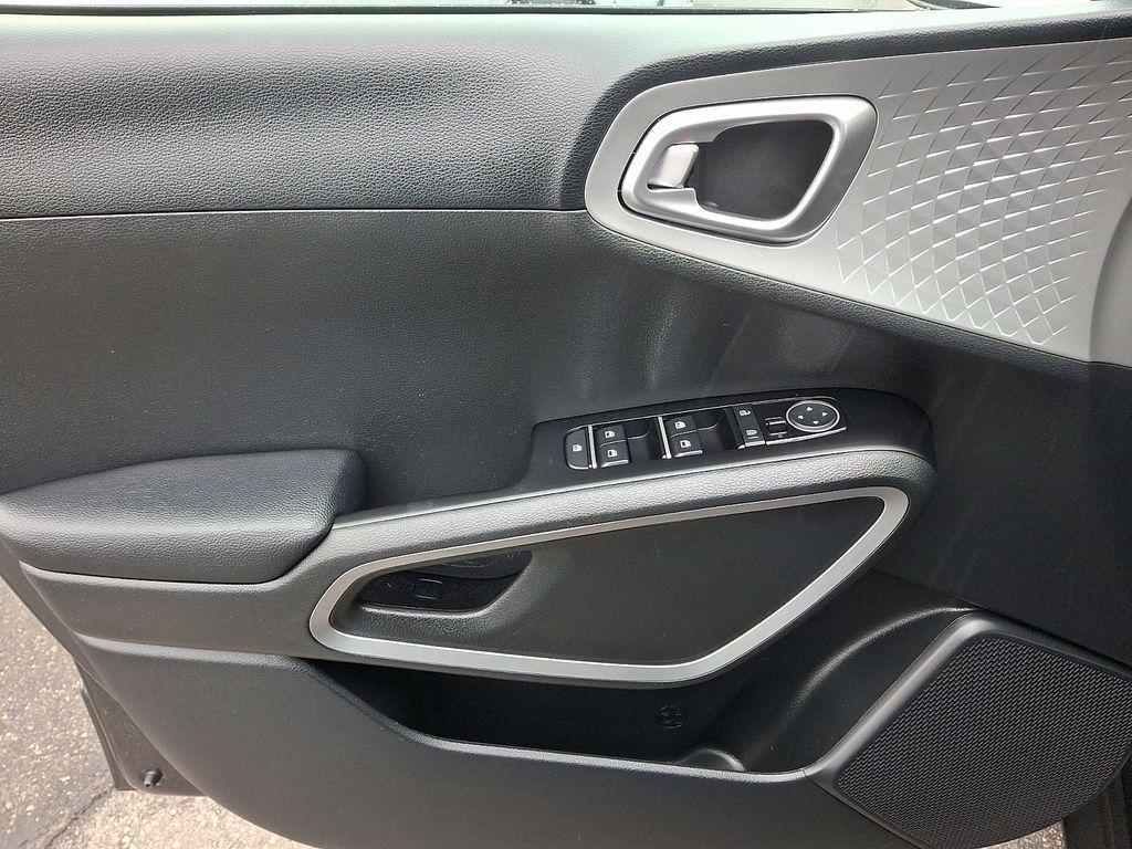 used 2024 Kia Soul car, priced at $19,201
