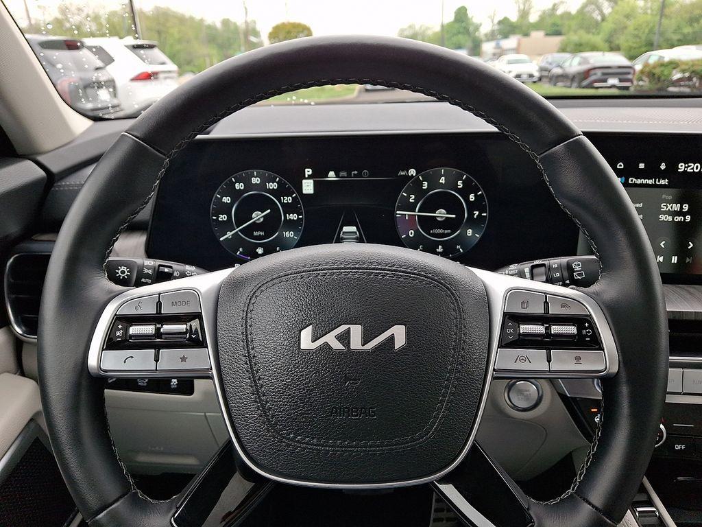 used 2025 Kia Telluride car, priced at $42,501