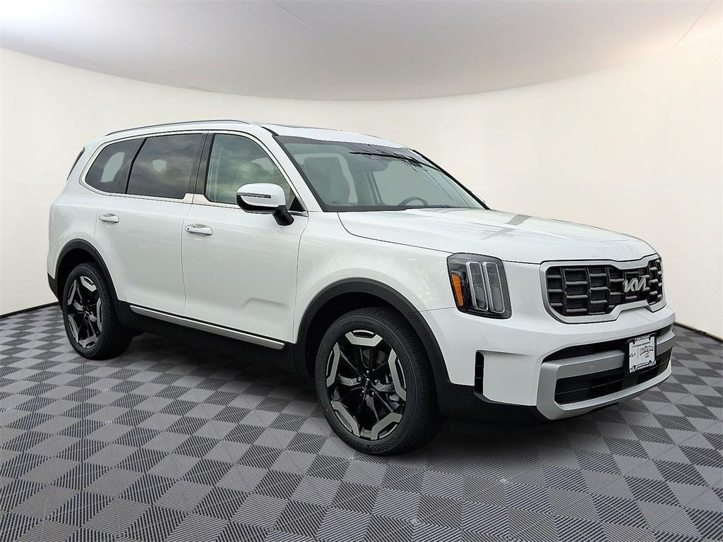 new 2025 Kia Telluride car, priced at $41,680