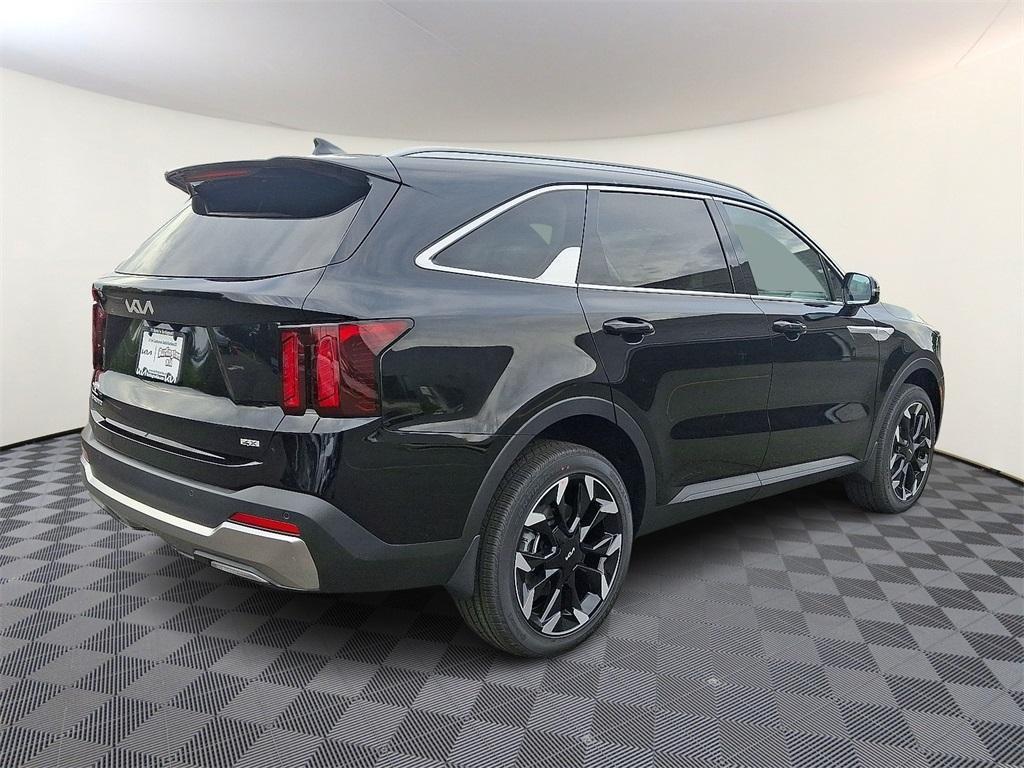 new 2026 Kia Sorento car, priced at $41,825