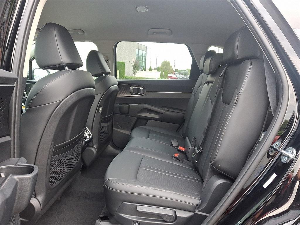 new 2026 Kia Sorento car, priced at $41,825