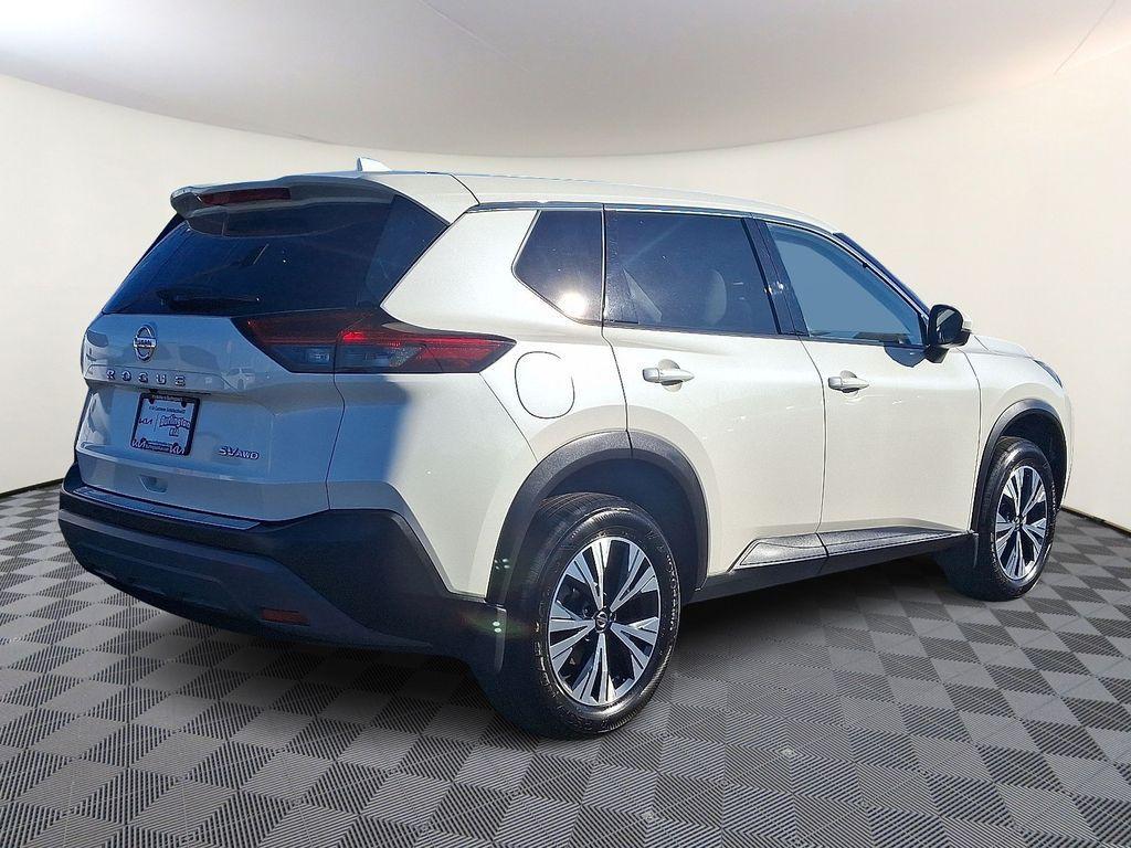 used 2021 Nissan Rogue car, priced at $15,701