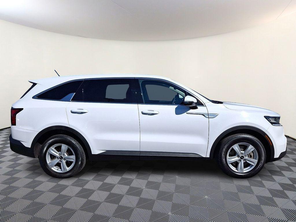 used 2023 Kia Sorento car, priced at $24,801