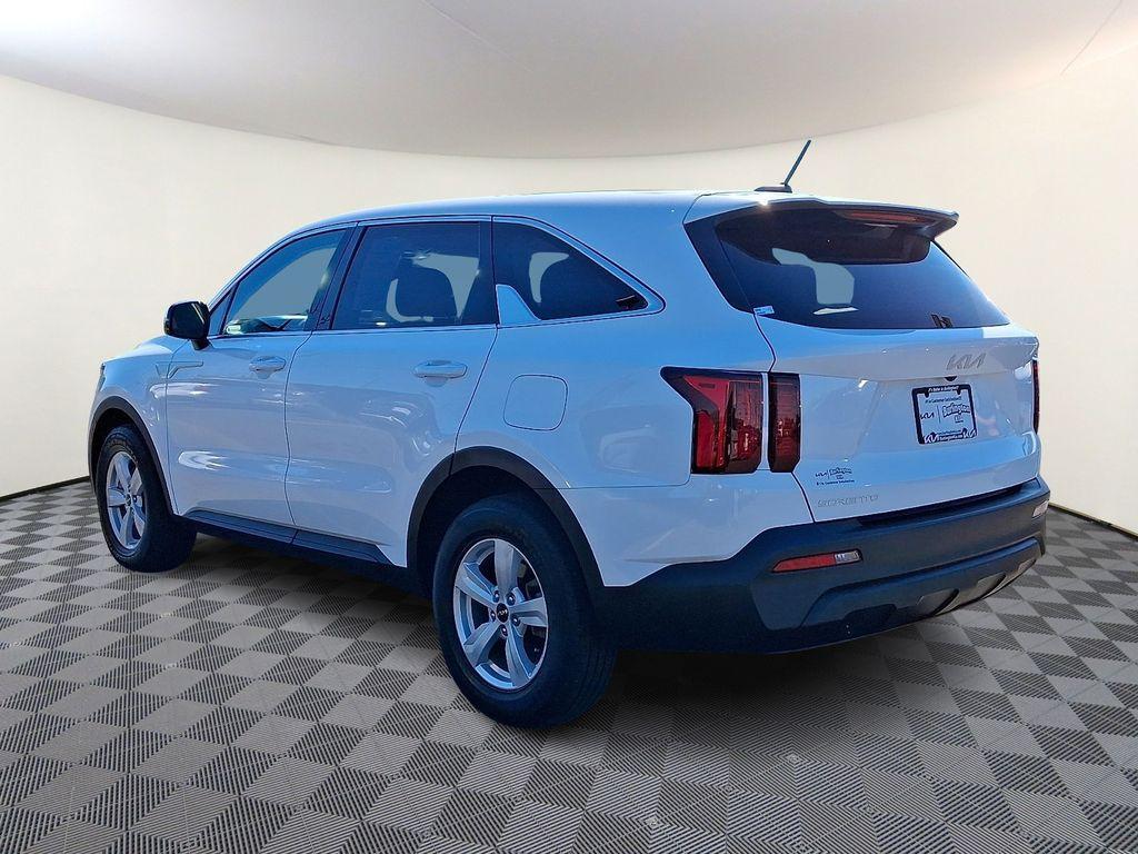 used 2023 Kia Sorento car, priced at $24,801