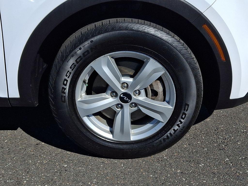used 2023 Kia Sorento car, priced at $24,801