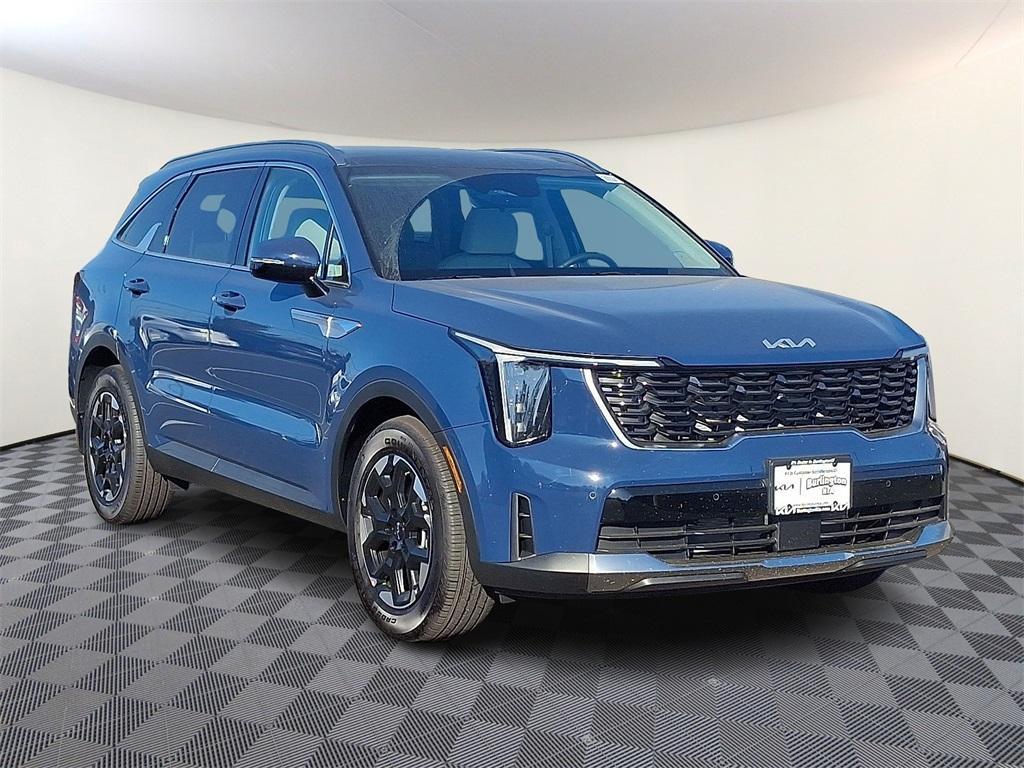 new 2025 Kia Sorento car, priced at $38,045