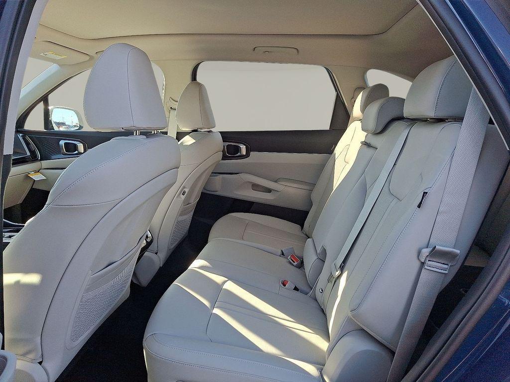 new 2025 Kia Sorento car, priced at $38,045