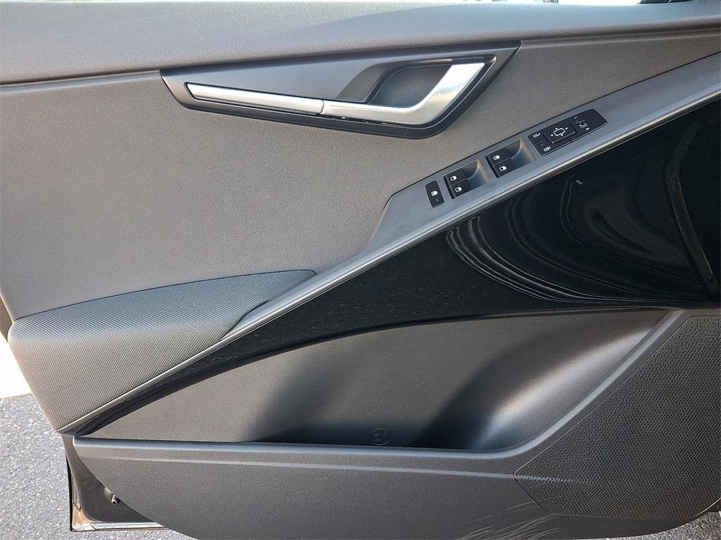 used 2025 Kia Niro EV car, priced at $27,701