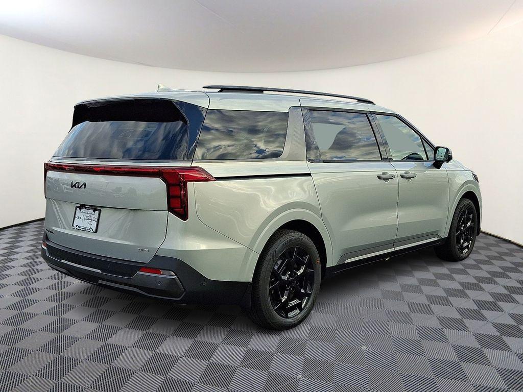 new 2026 Kia Carnival Hybrid car, priced at $51,480