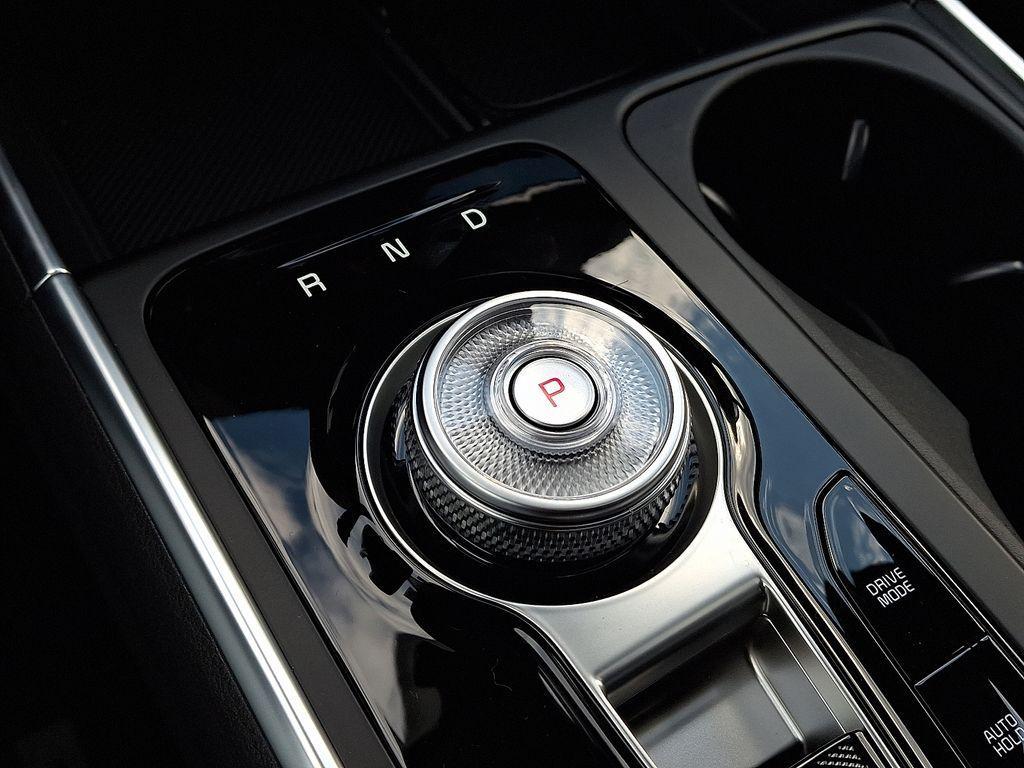 new 2026 Kia Carnival Hybrid car, priced at $51,480