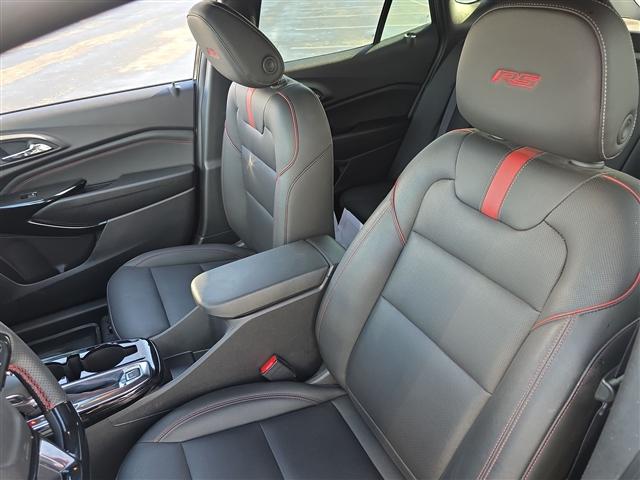 used 2025 Chevrolet Trax car, priced at $23,120