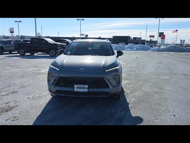 used 2025 Buick Envision car, priced at $27,272