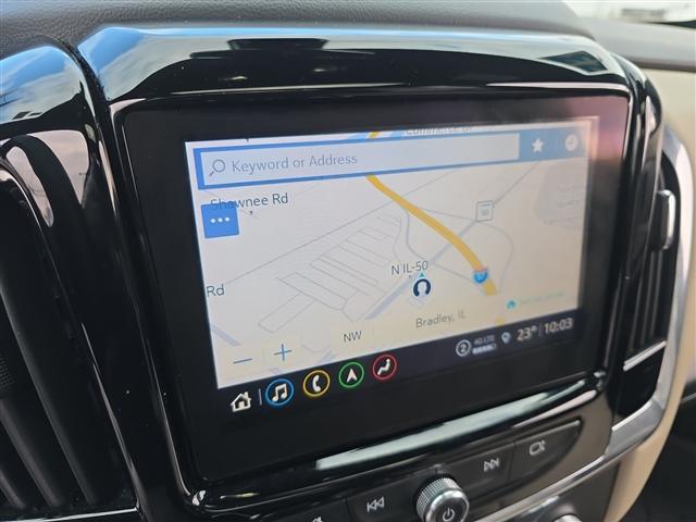 used 2023 Chevrolet Traverse car, priced at $29,899