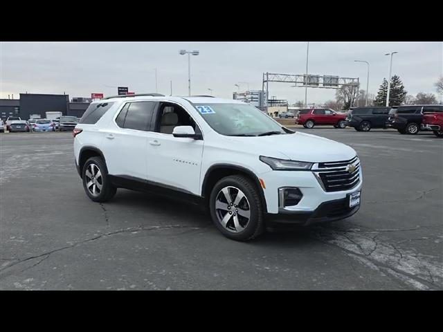 used 2023 Chevrolet Traverse car, priced at $29,899