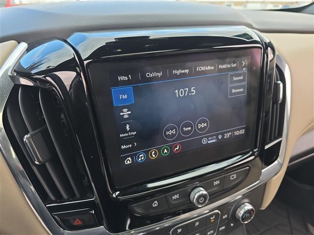 used 2023 Chevrolet Traverse car, priced at $29,899