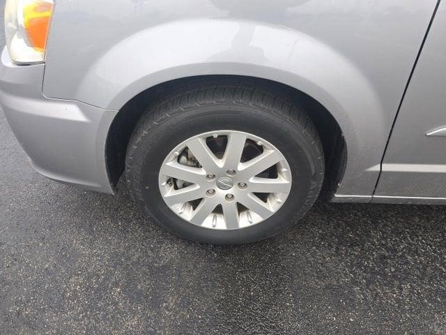 used 2014 Chrysler Town & Country car, priced at $11,493