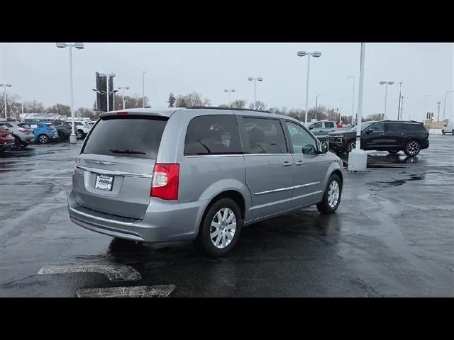 used 2014 Chrysler Town & Country car, priced at $11,489