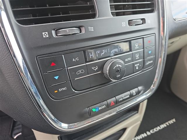 used 2014 Chrysler Town & Country car, priced at $11,489