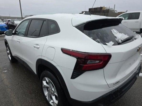 used 2024 Chevrolet Trax car, priced at $21,890