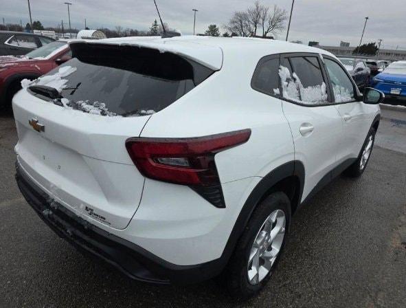 used 2024 Chevrolet Trax car, priced at $21,890